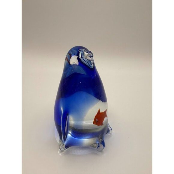 Murano Sommerso Glass Penguin Paperweight Sculpture with Fish Inside - Picture 2 of 9